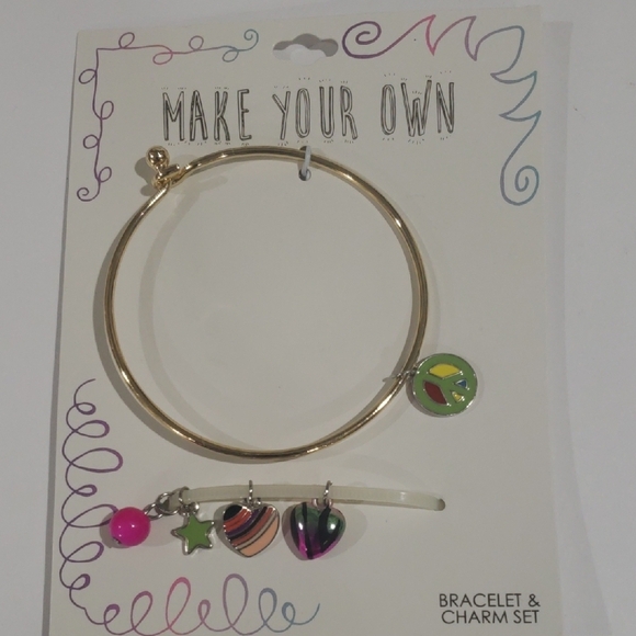 Elegant Vibrant Gold tone 7.5-inch Bracelet With Colorful Charm Set - Picture 1 of 6